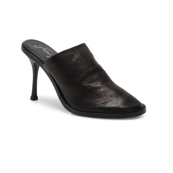 Free People - NWOB Leila Leather Black Heeled Mule Sz 37/7 - Picture 1 of 11